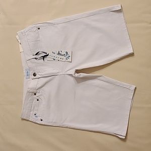 Crest Jeans White Bermuda Shorts